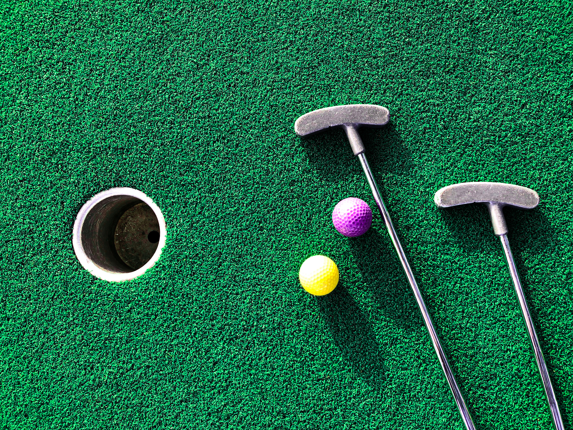 Alles over midgetgolf: Tips, spelplezier en de leukste banen van Nederland