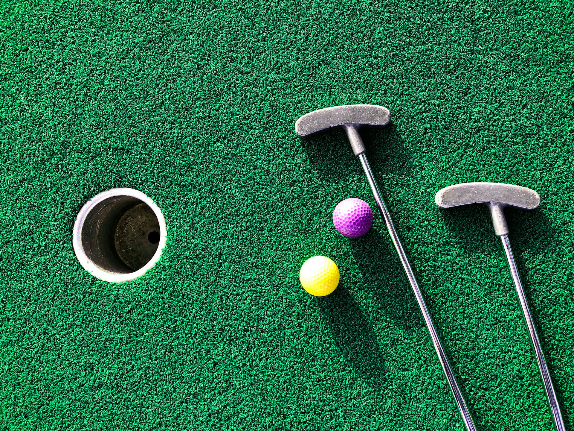 Alles over midgetgolf: Tips, spelplezier en de leukste banen van Nederland