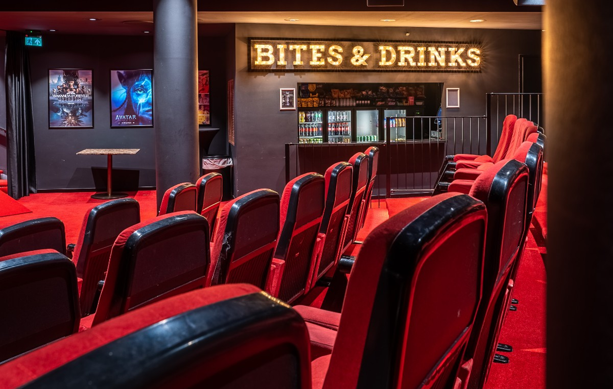 Bioscoopticket bij Corendon Village Hotel (2p.)