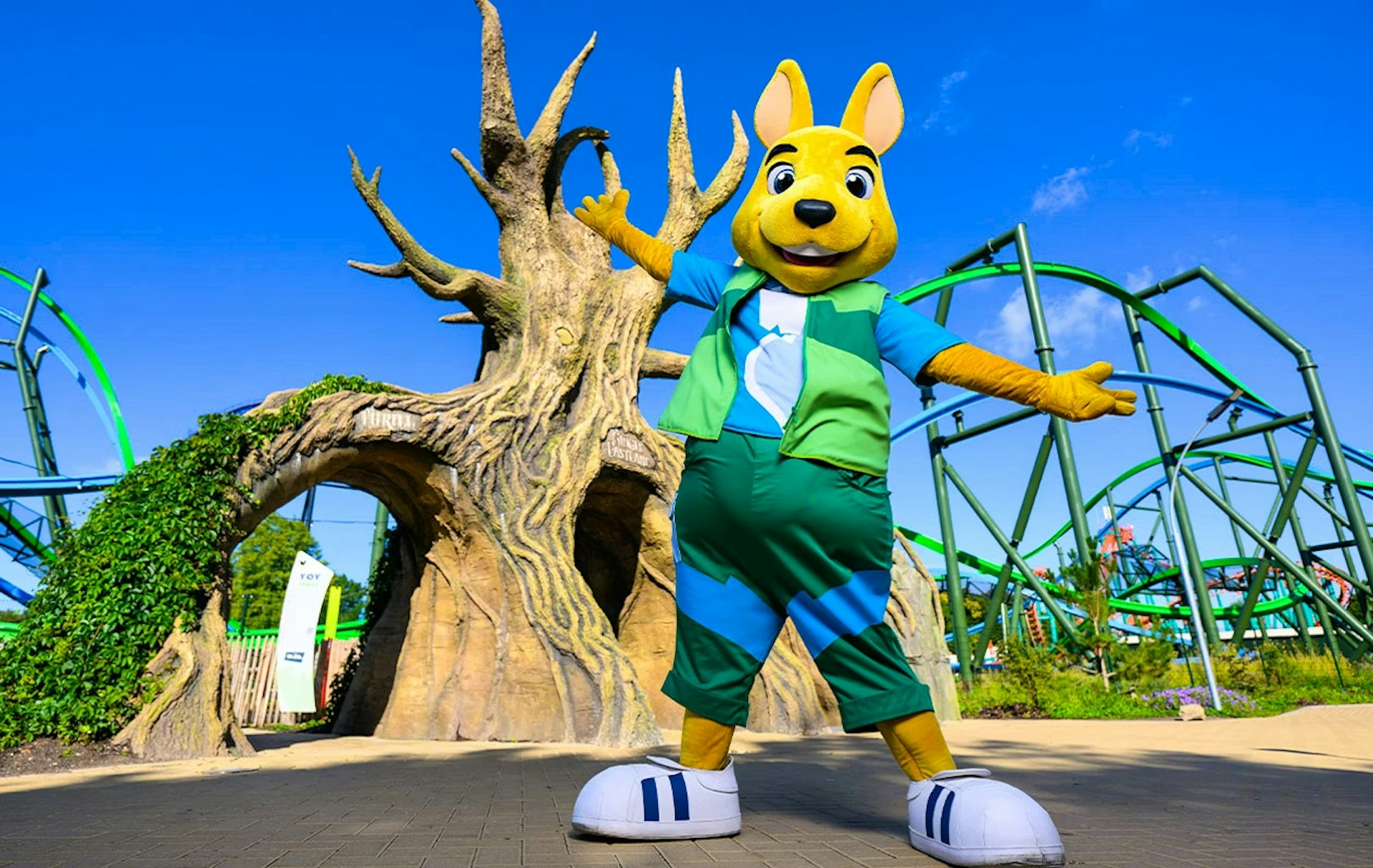 Ontdek Walibi Holland: een dag vol actie en achtbanen