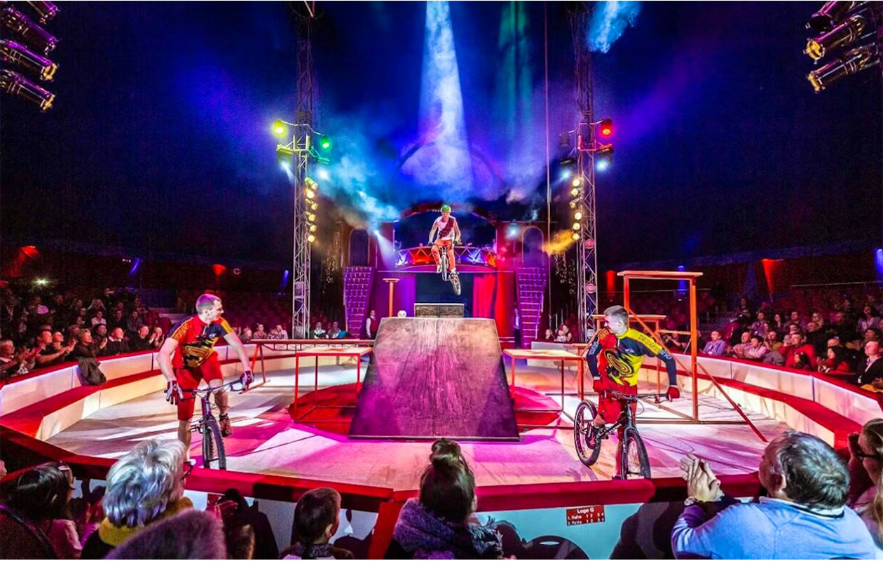 Entreeticket Circus Up! in Rotterdam of Utrecht Tribune C + Kidszone 