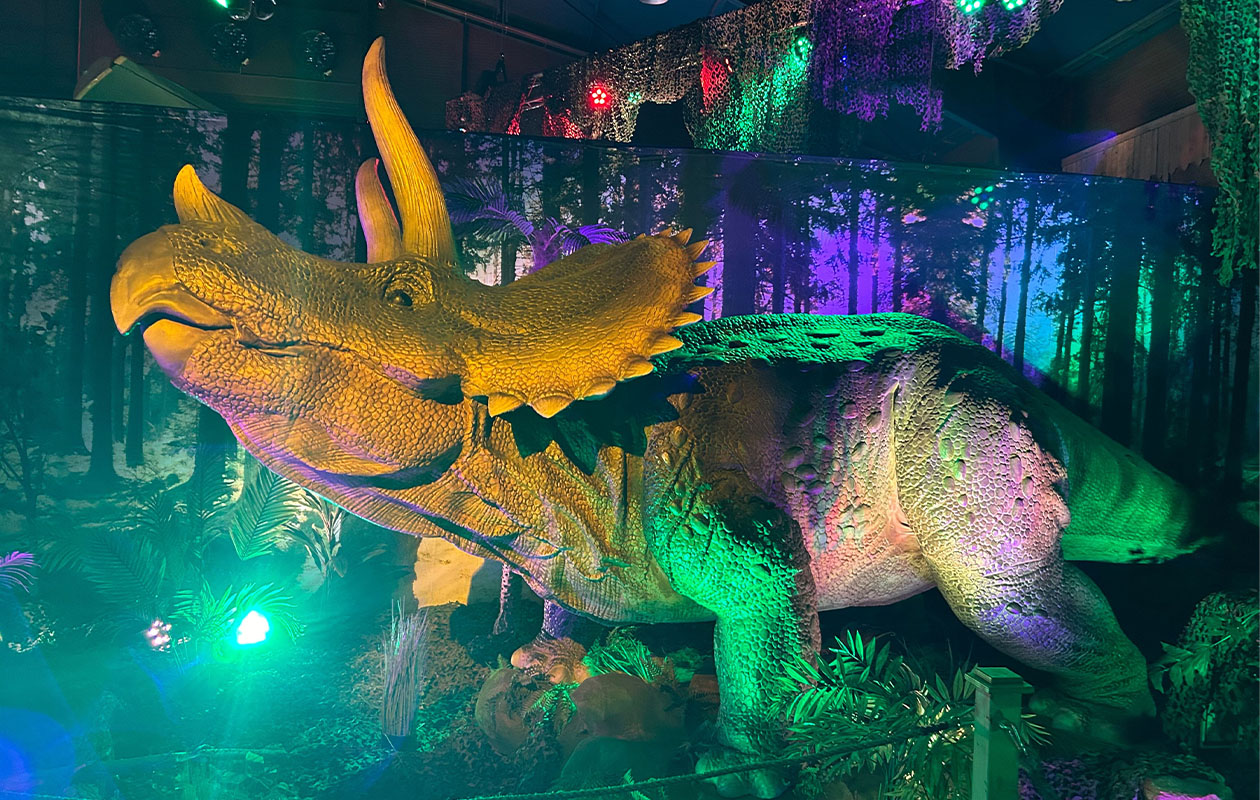 Ticket World of Dinos (2p.)