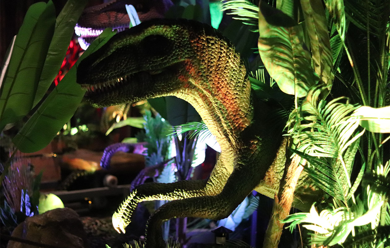 Ticket World of Dinos - The Expedition in Zandvoort (2 personen)