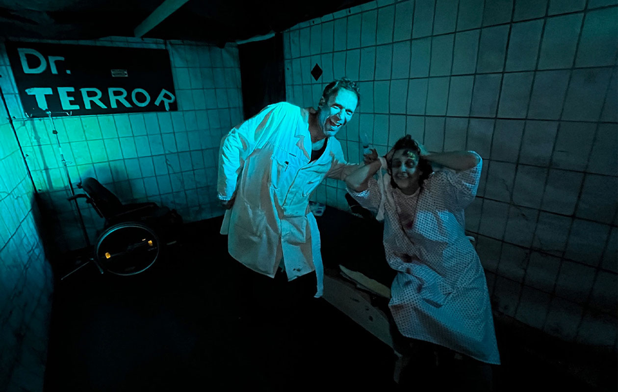 Ticket Terror Nights (2p.)