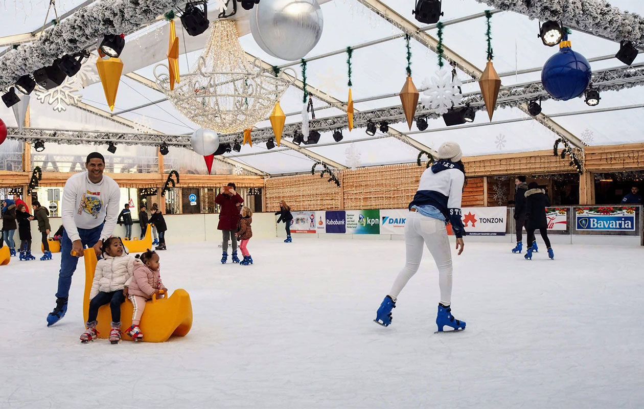 Schaatsen bij Tilburgs Winterparadijs (2p.)