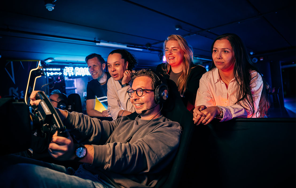 Racen in een F1-simulator (2p.)