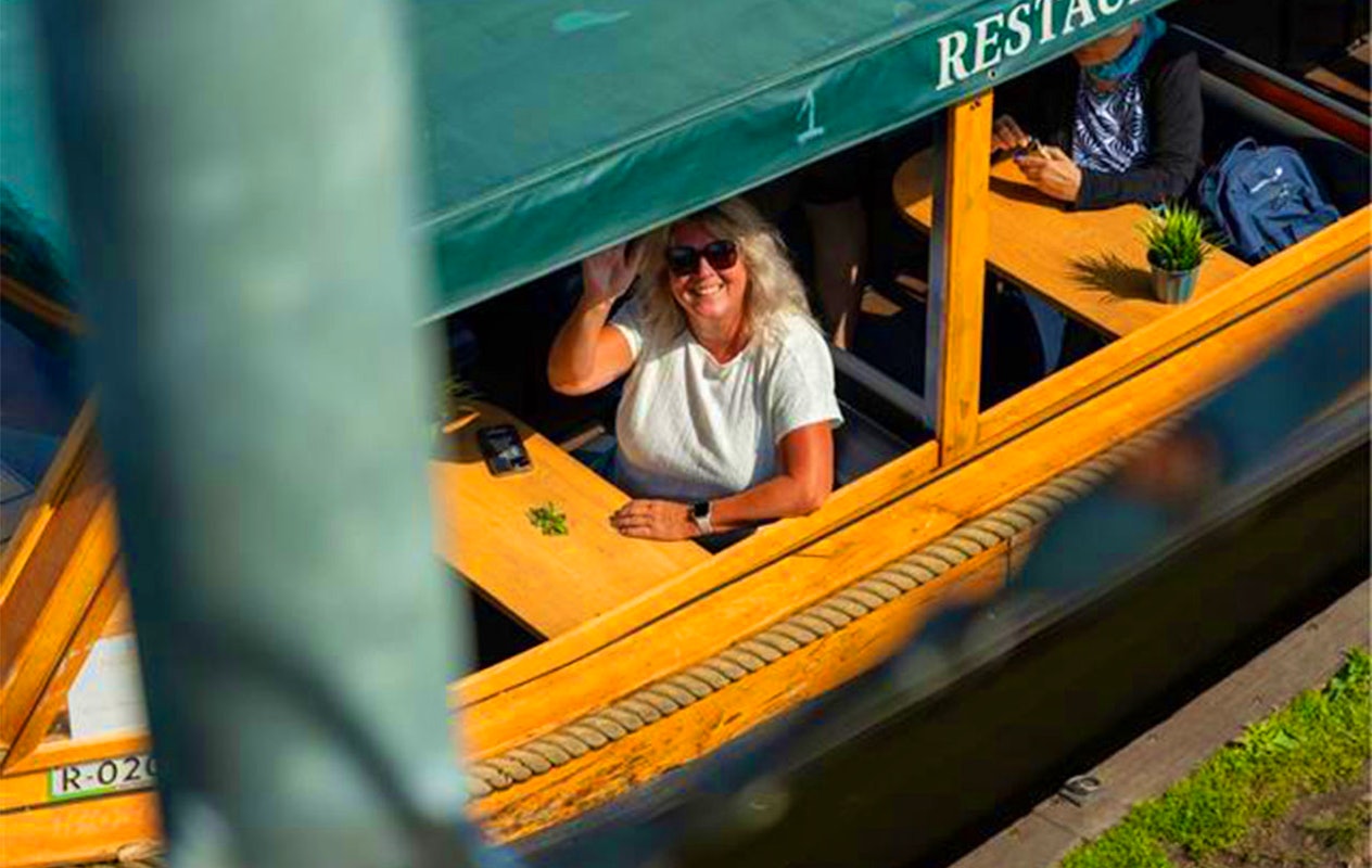 Rondvaart in Giethoorn 1 uur (2p.)