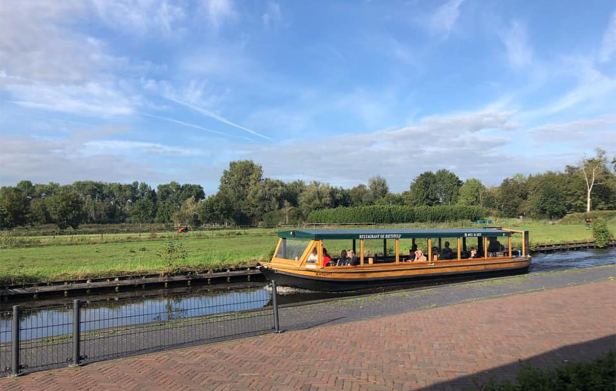 Rondvaart in Giethoorn 1 uur (2p.)