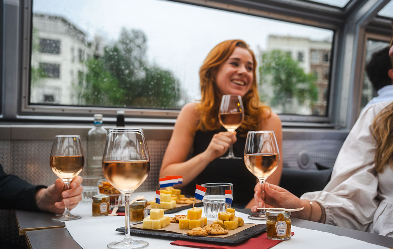 Kaas- en wijncruise door Amsterdam met Stromma (2p.)