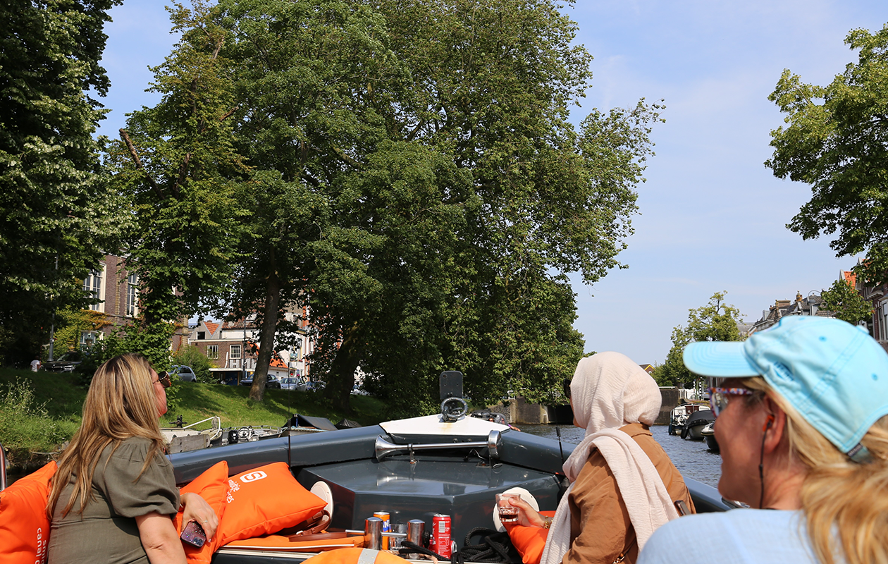 Open sloep rondvaart in Haarlem (2p.)