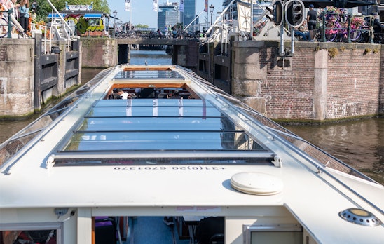 Rondvaart door Amsterdam met Blue Boat Company (2p.)