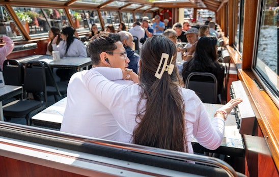 Rondvaart door Amsterdam met Blue Boat Company (2p.)