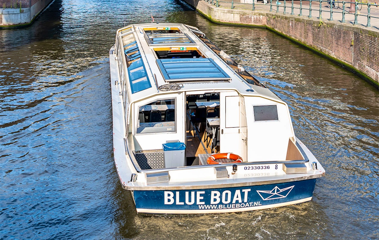 Rondvaart door Amsterdam met Blue Boat Company (2p.)
