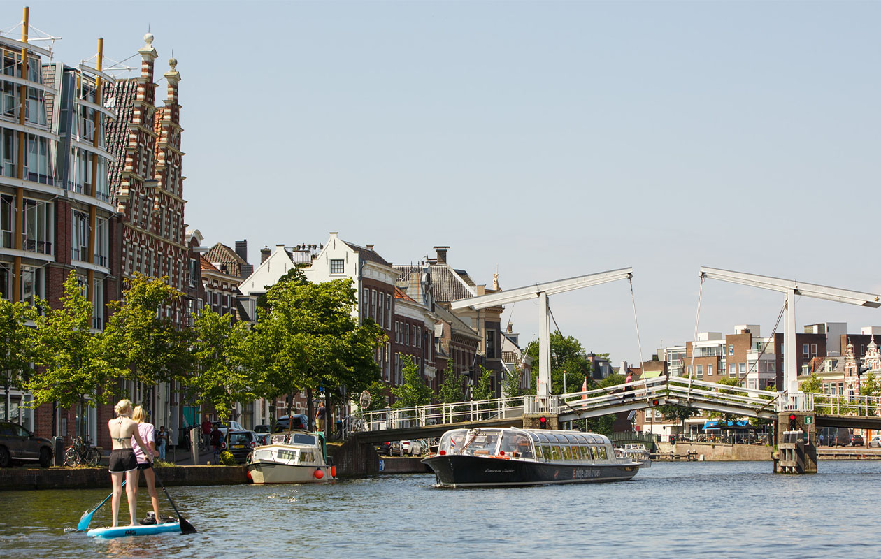 Rondvaart door Haarlem met Smidtje Canal Cruises (2p.)