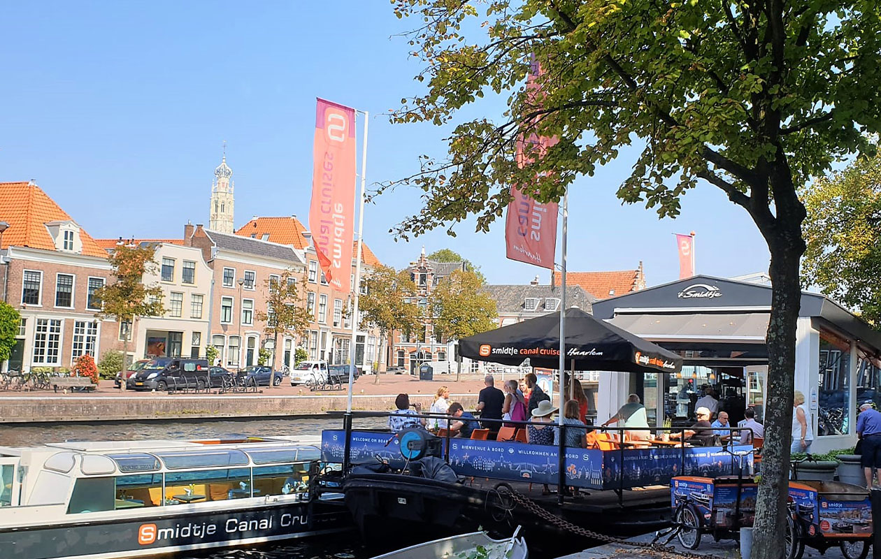 Kaas- & Wijn Avondrondvaart door Haarlem met Smidtje Canal Cruises (2p.)