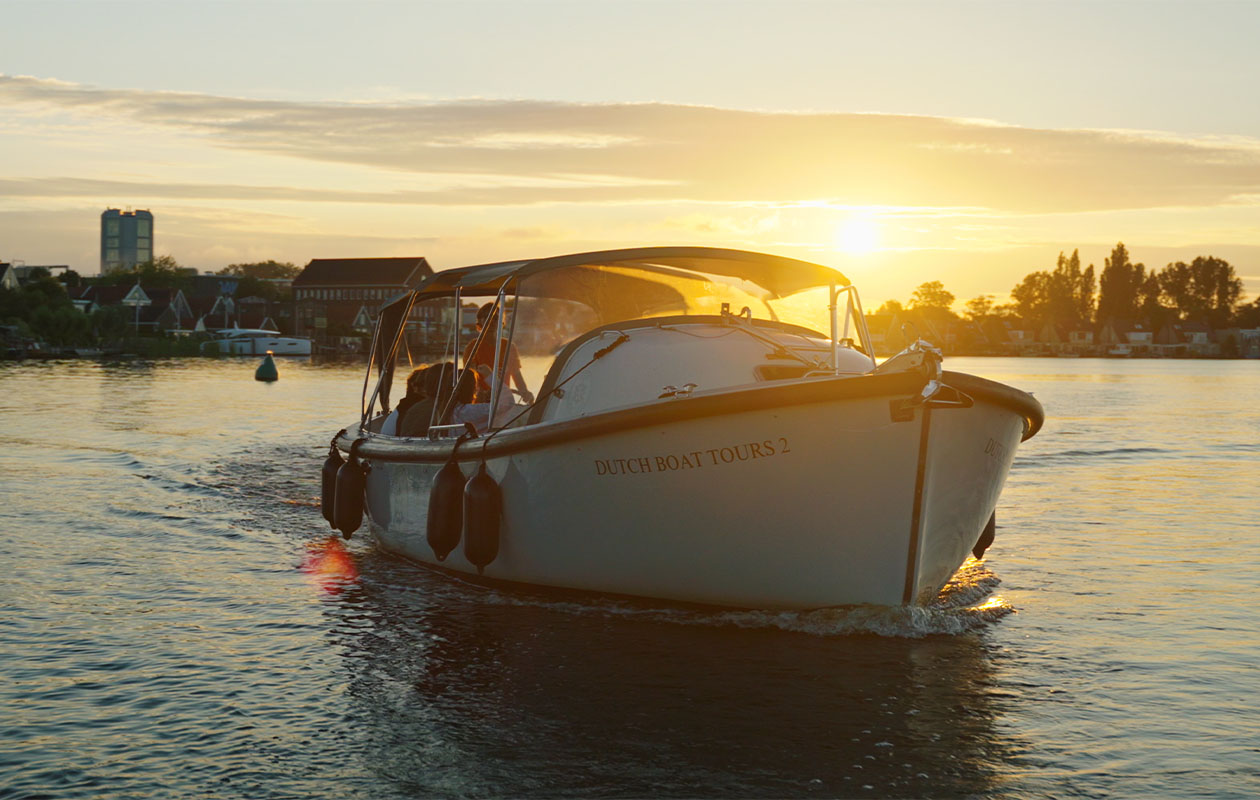 Rondvaart in Zaandam langs de Zaanse Schans (2p.)