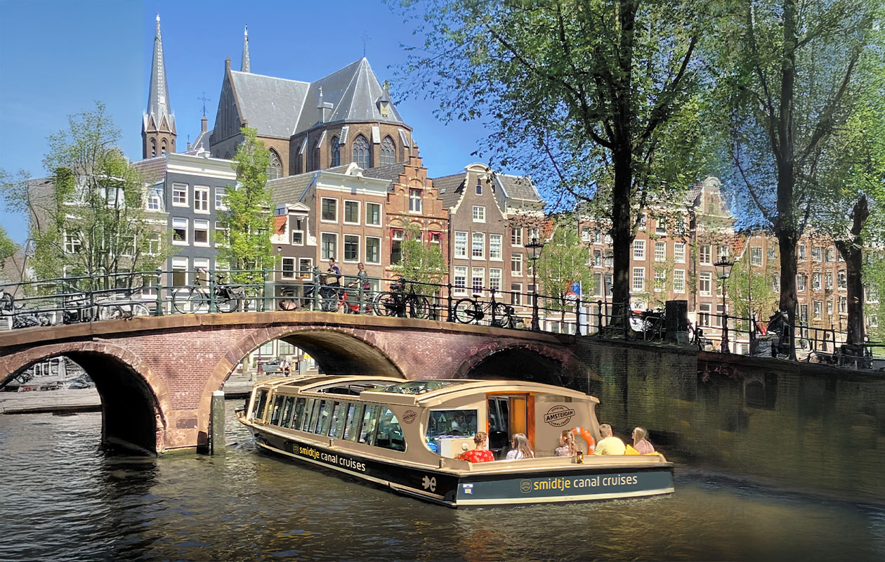 Croisière sur les canaux d’Amsterdam avec Smidtje Canal Cruises Amsterdam (2 pers.)