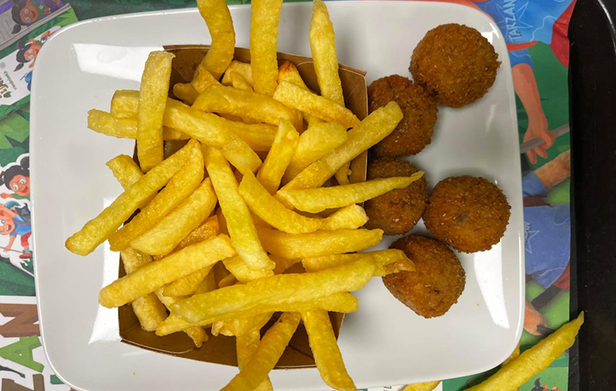 Ticket Tarzan & Jane + kindergerecht naar keuze (2p.)