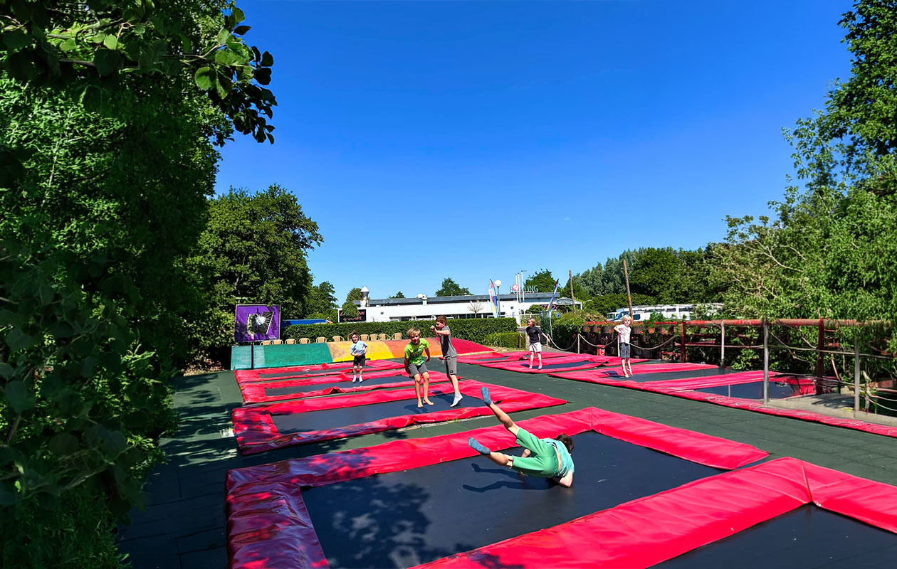 18 holes midgetgolf bij Adventure Park De Rollygolf Noordwijk voor 2 personen