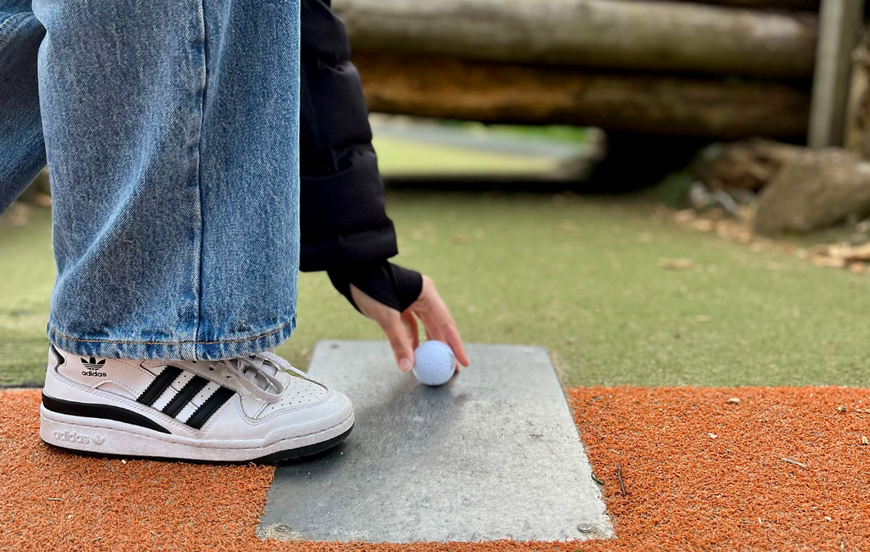 18 holes midgetgolf bij Adventure Park De Rollygolf Noordwijk voor 2 personen