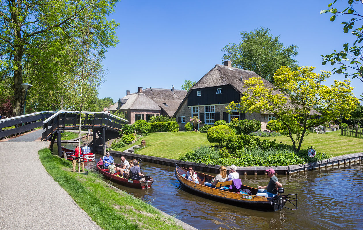 Wandeltour in een stad naar keuze