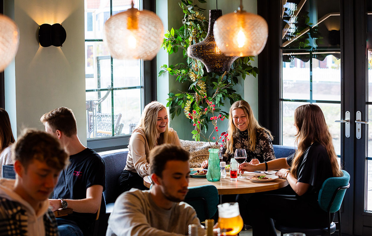 Onbeperkt dineren + broodplank én desserts bij Restaurant Pieterman
