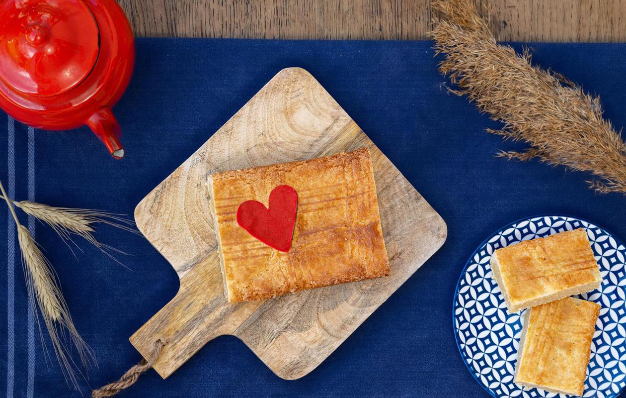 Moederdag hartjes boterkoek vóór moederdag thuisbezorgd