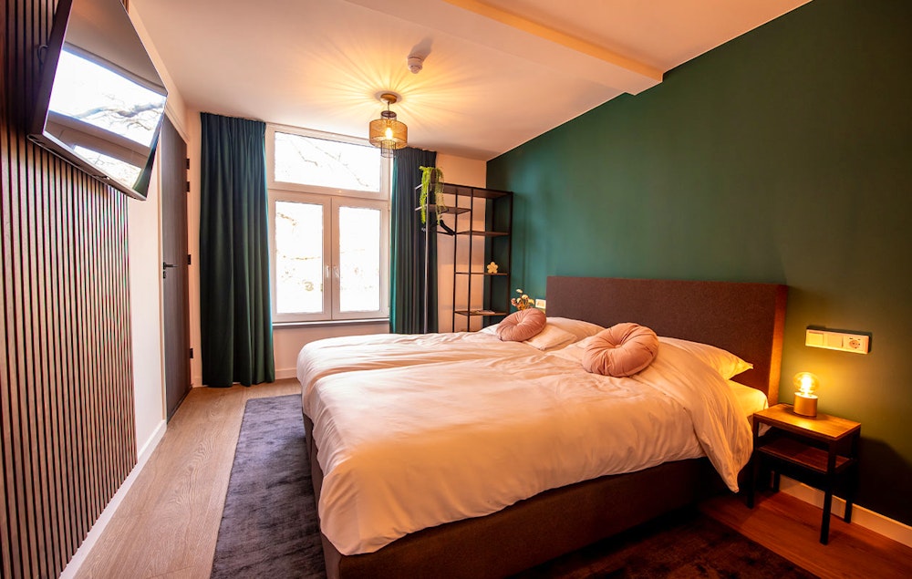 Hotelovernachting bij Hotel Bom in Zeeland (2p.)