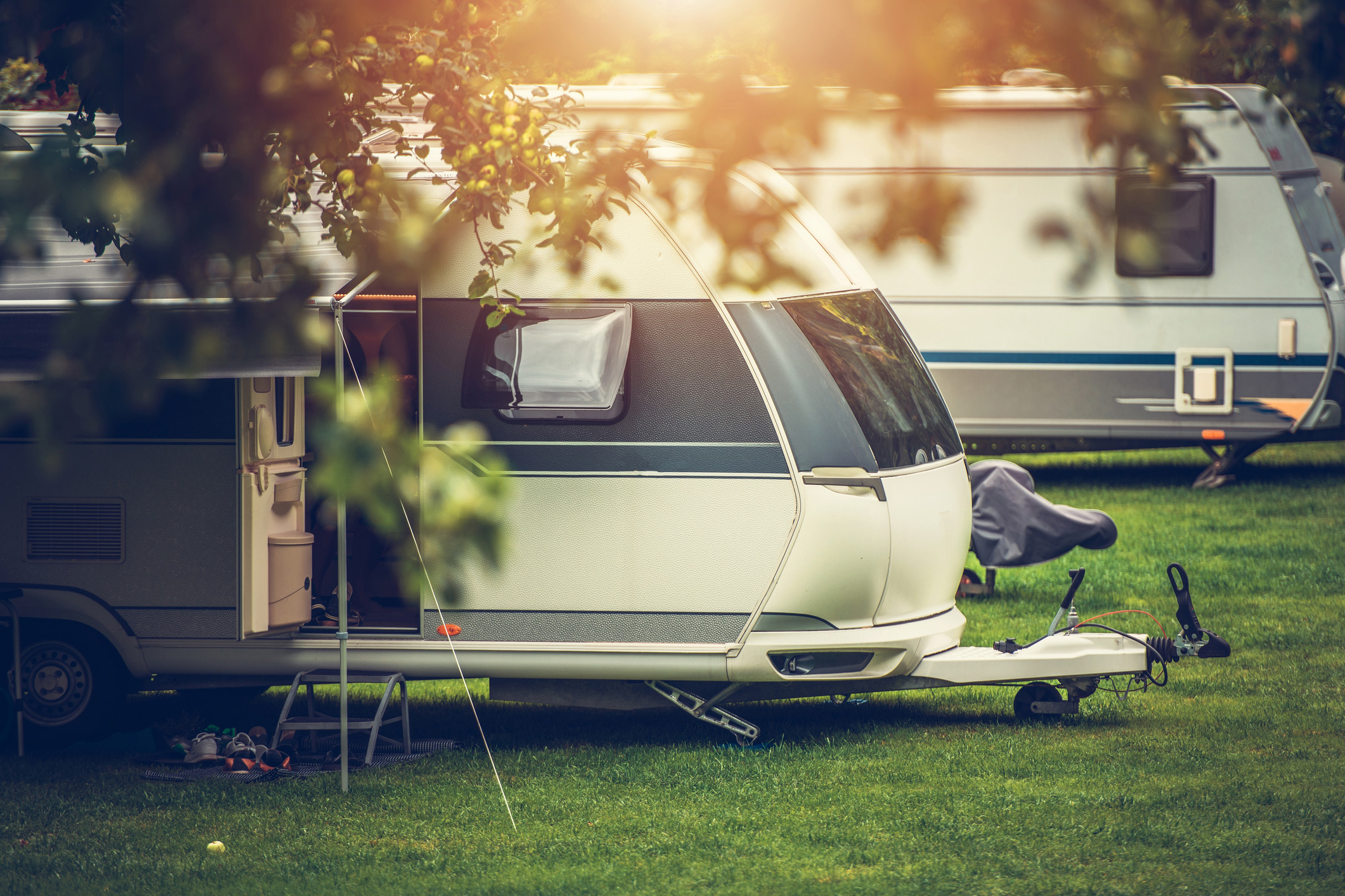 Caravan op een camping