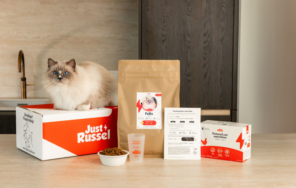 Op maat gemaakte honden- en kattenvoer van Just Russel