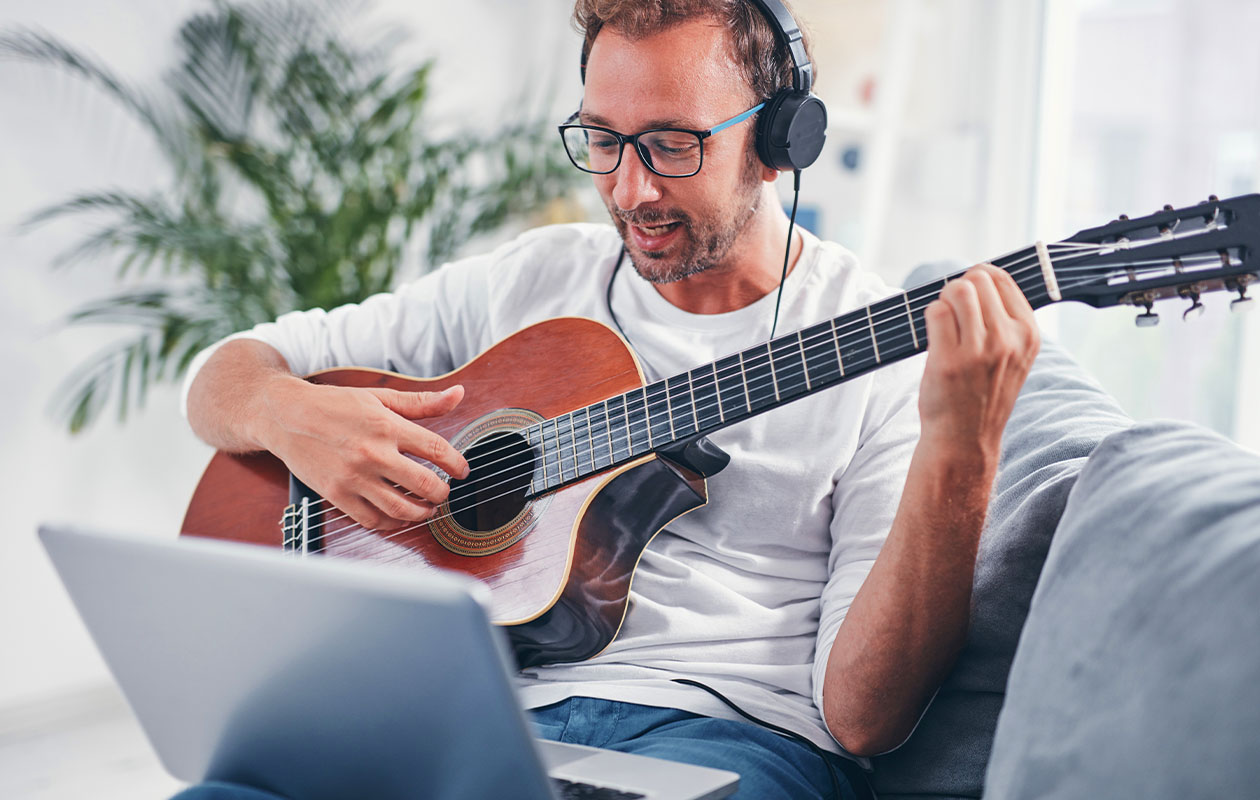 Piano, gitaar of zang cursus bij Online Muziek Cursus (1p.)