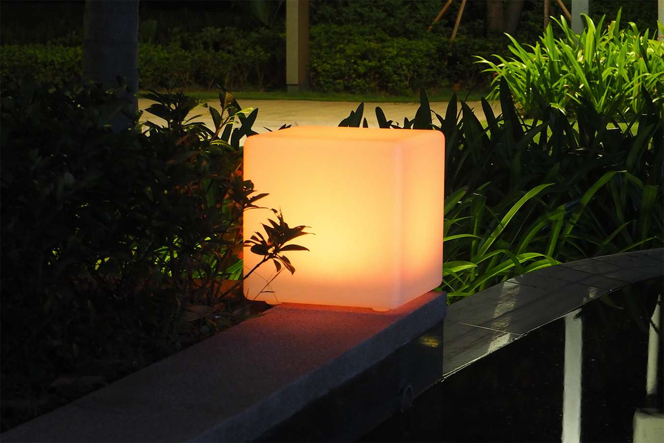 Hyundai Lighting LED lichtkubus op zonne-energie