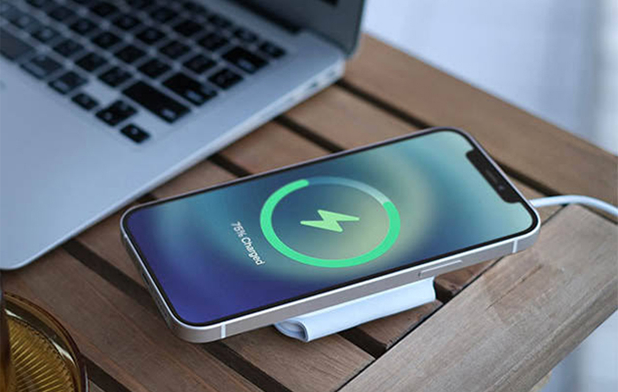 OOQE QCharge Pro geavanceerde 3-in-1 draadloze oplader