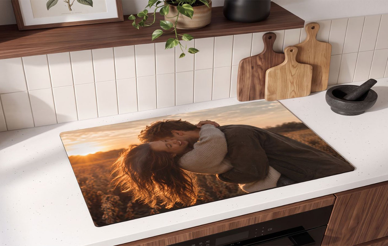 Profitez de 55 € de réduction sur un protège-plaque à induction avec votre propre photo ou une image de la collection