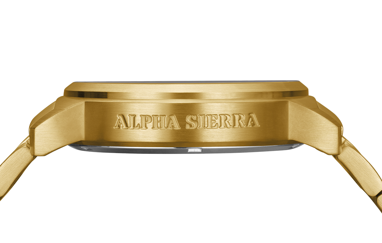 Herenhorloge van Alpha Sierra Watch Co. (Titan G04)