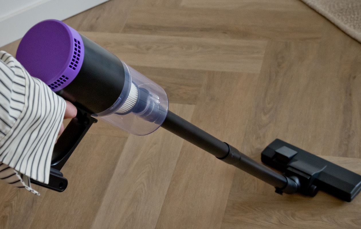 Nexxt - Aspirateur balai et à main filaire 2-en-1