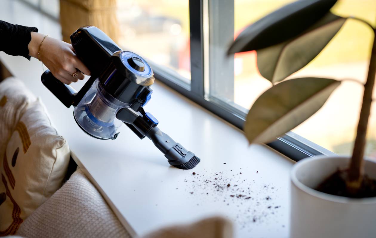 Nexxt 2-in-1 draadloze cycloonstofzuiger met knikfunctie 