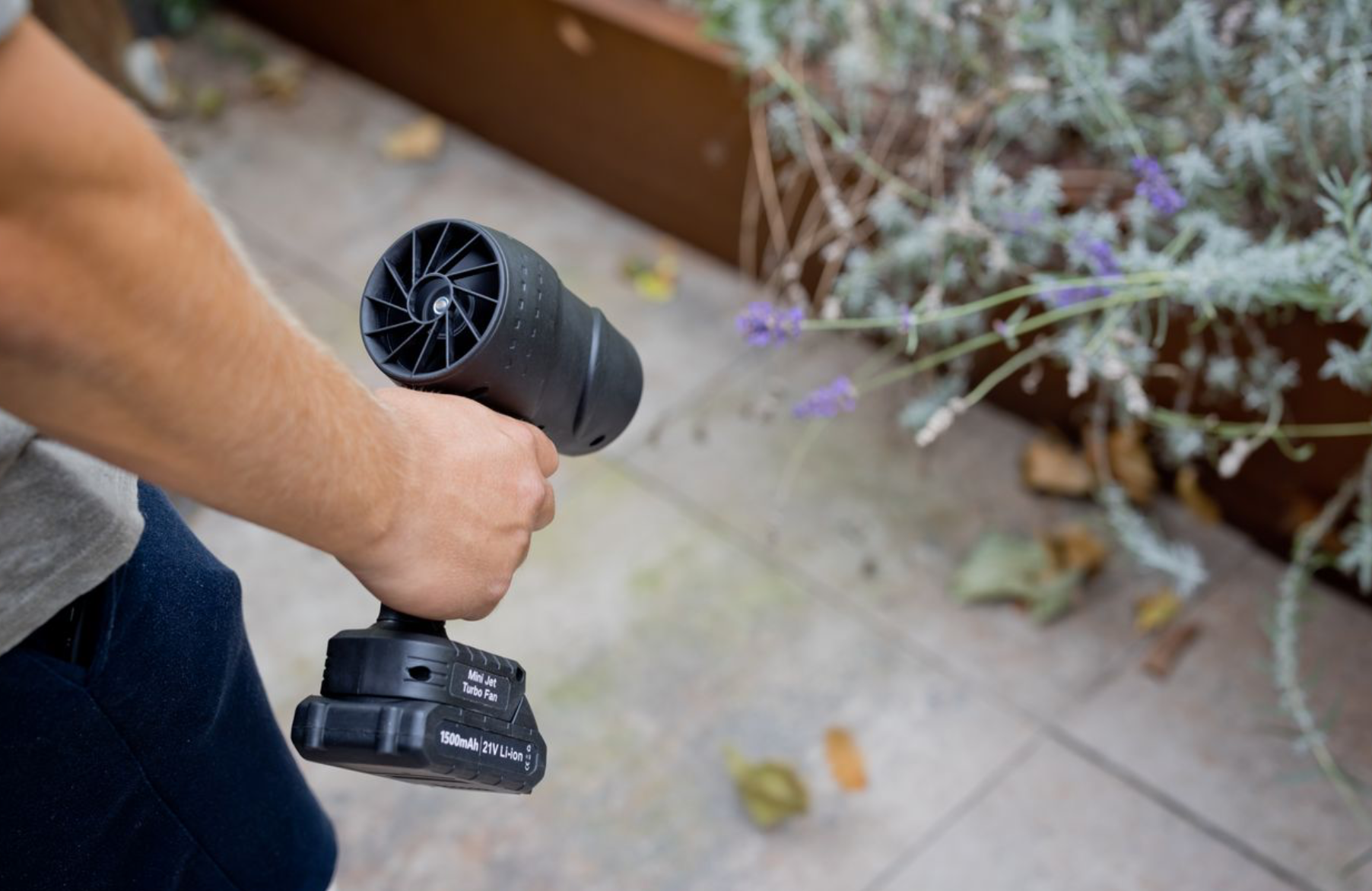 Nexxt Mini Turbo Jet Fan