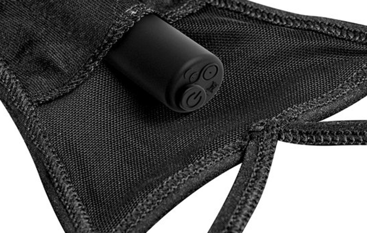 2 sexy slips met erotisch speeltje (S-L)