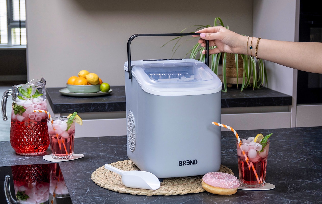 Korting Machine BREND Ijsblokjesmachine met korting | VakantieVeilingen.