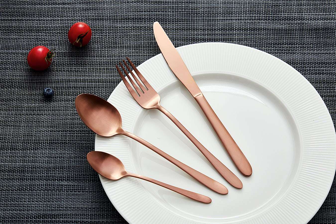 Buccan 50-delige bestekset rosé goud