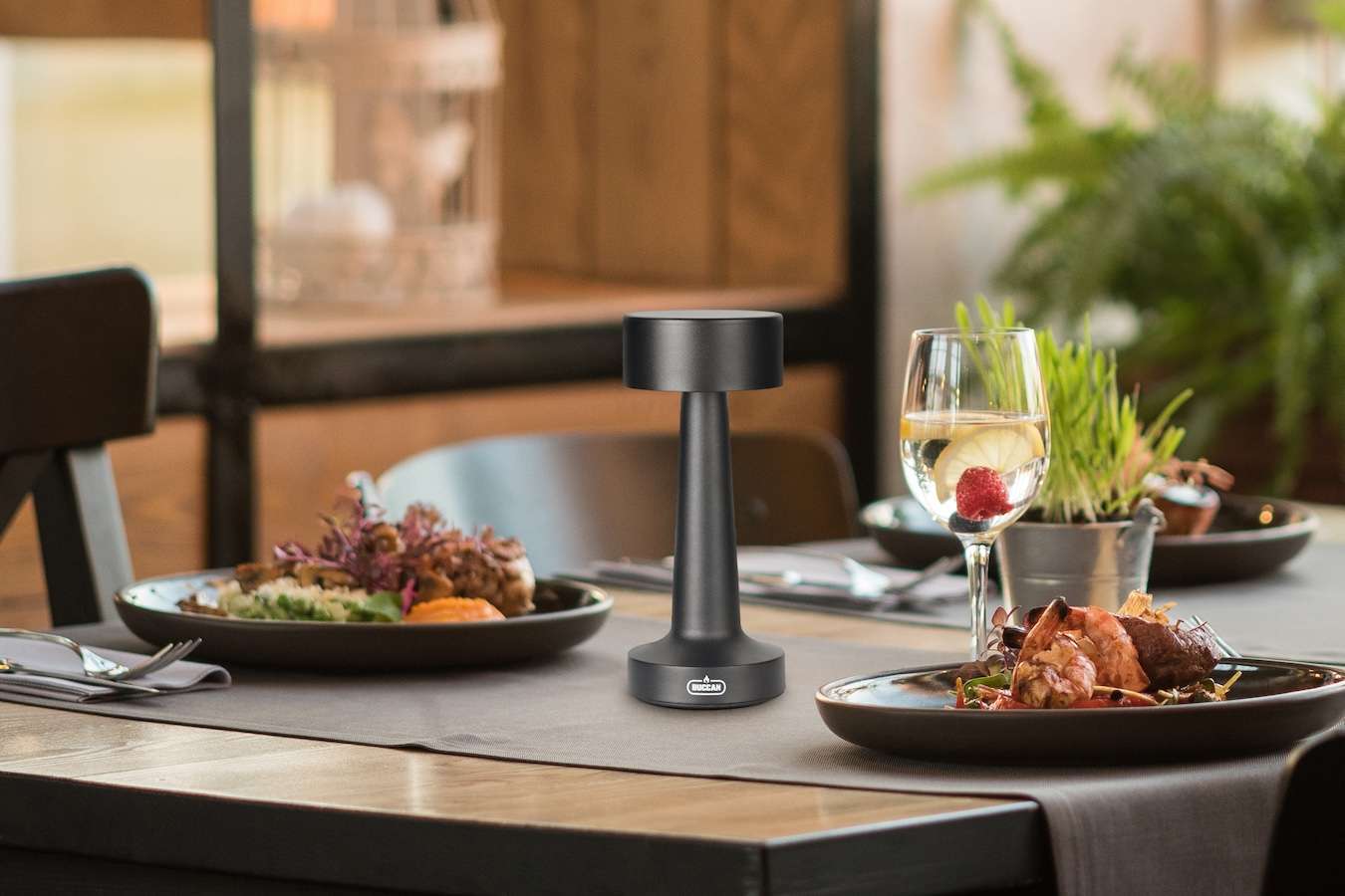 Buccan - Dumbbell tafellamp - Zwart - 3 lichtstanden en touchpanel