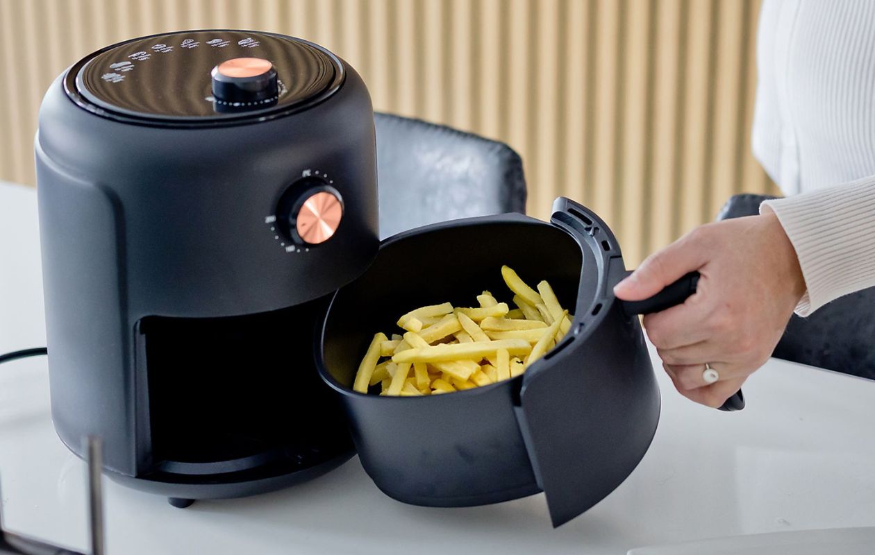 Nexxt Home mini airfryer