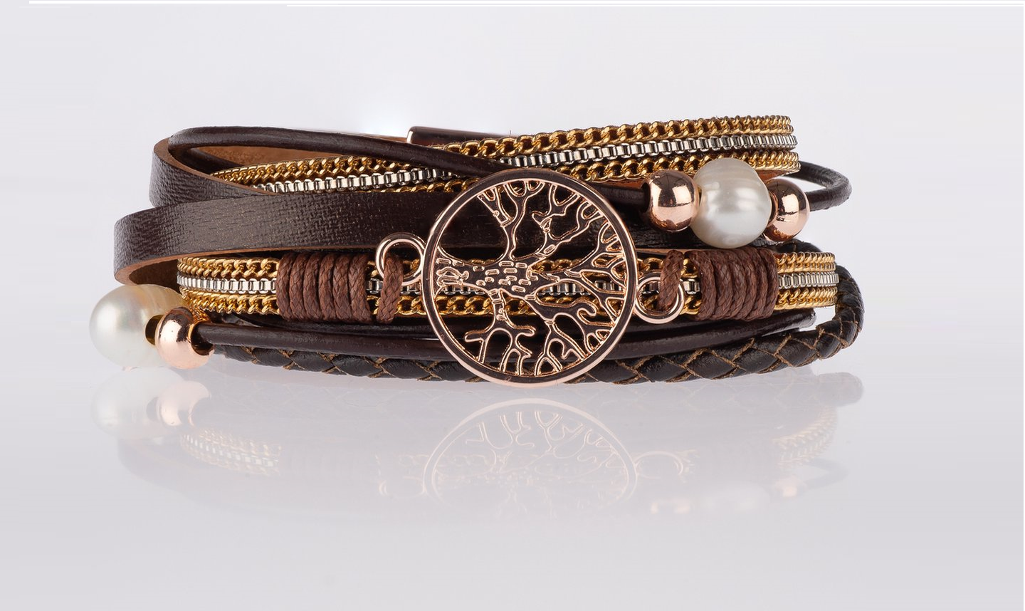 Leren wikkelarmband bruin met levensboom en rosegouden details 20,5cm