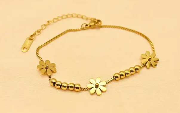 Luxe 14k vergulden armband met bloementjes