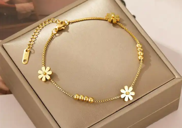 Luxe 14k vergulden armband met bloementjes