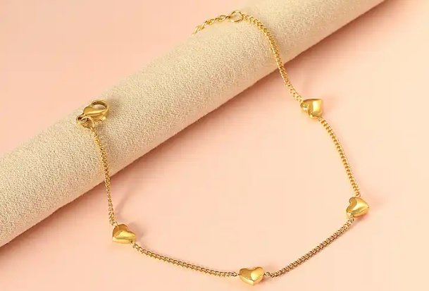 Armband verguld goud met hartjes