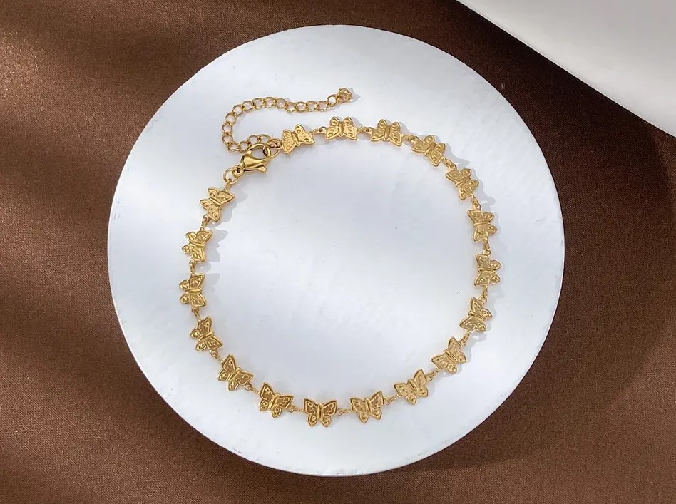 Goud vergulde armband met vlinders