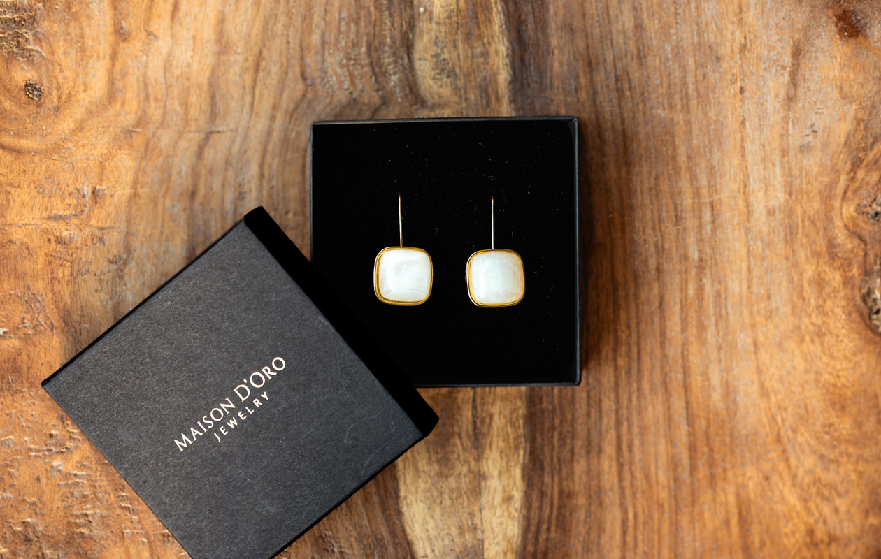 Oorbellen Feline Wit - Maison D'Oro