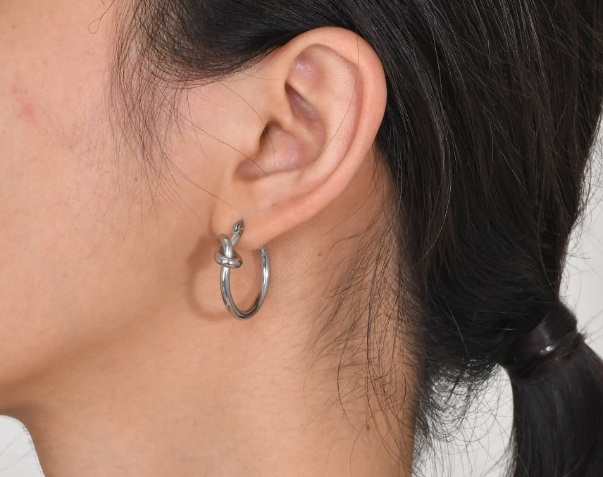 HYKS Oorbellen met Sierlijke Knoop